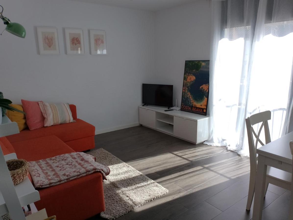 Pis Practic I Agradable Sobre La Marina Palamos Apartment Екстериор снимка